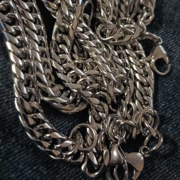 Hot New Power 2 Stainless Steel 9mm Cuban Link 24" Necklaces - Picture 3 of 6